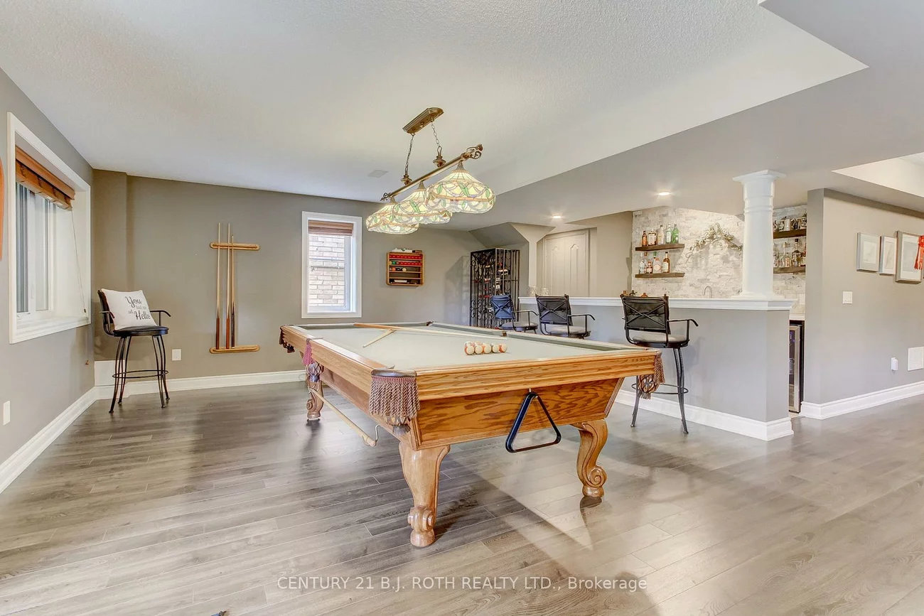35, Manor Forest, Mt Albert, East Gwillimbury