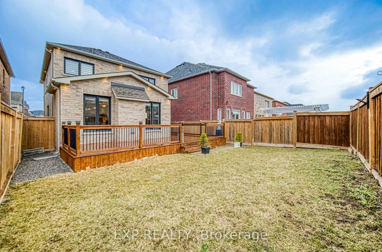 32, Deer Pass, Sharon, East Gwillimbury