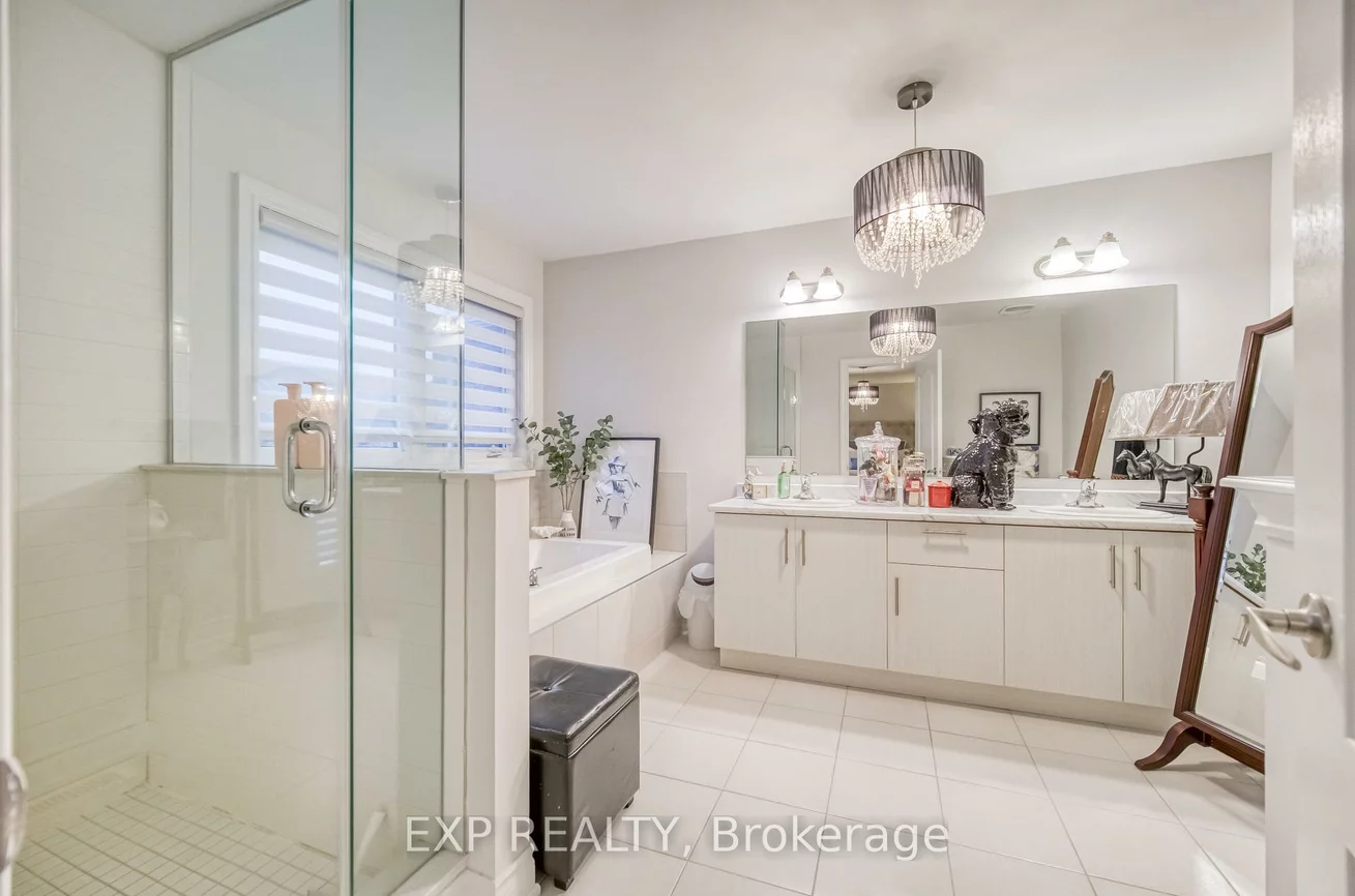 32, Deer Pass, Sharon, East Gwillimbury