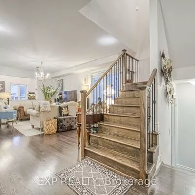 32, Deer Pass, Sharon, East Gwillimbury