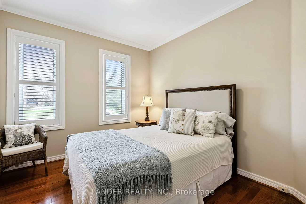 100, Colonel Wayling, Sharon, East Gwillimbury
