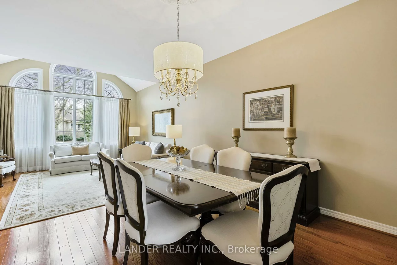 100, Colonel Wayling, Sharon, East Gwillimbury