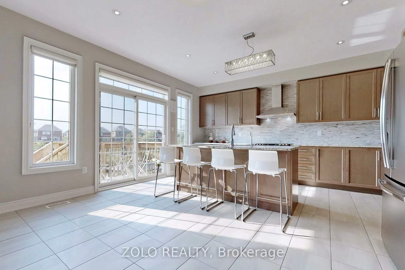 86, Briarfield, Sharon, East Gwillimbury