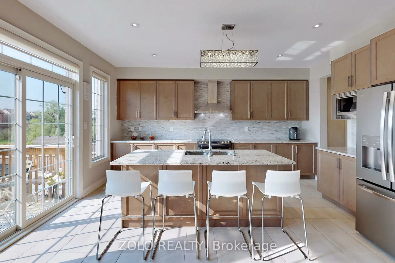 86, Briarfield, Sharon, East Gwillimbury