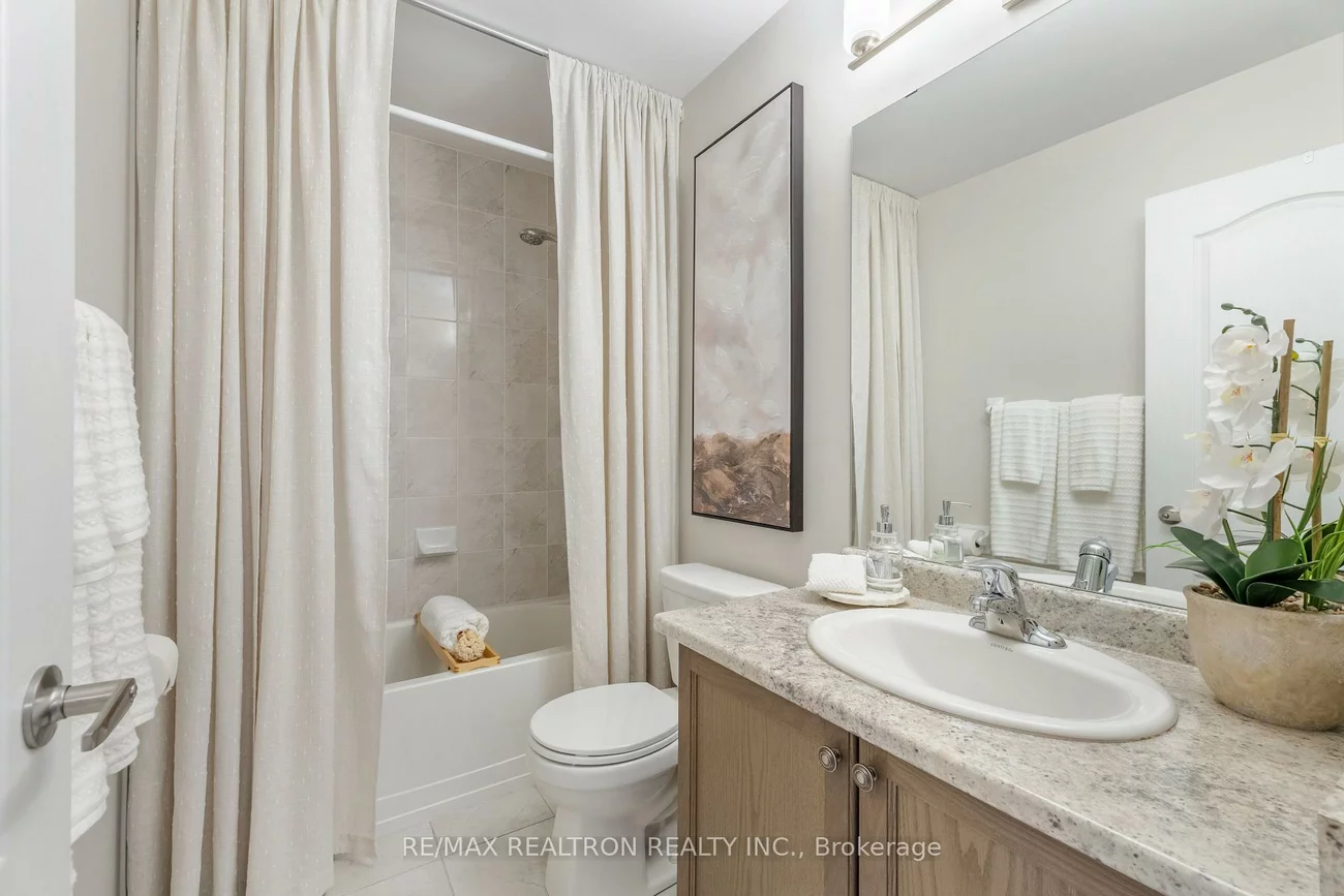 149, Beechborough, Sharon, East Gwillimbury