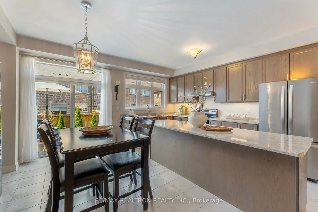 149, Beechborough, Sharon, East Gwillimbury