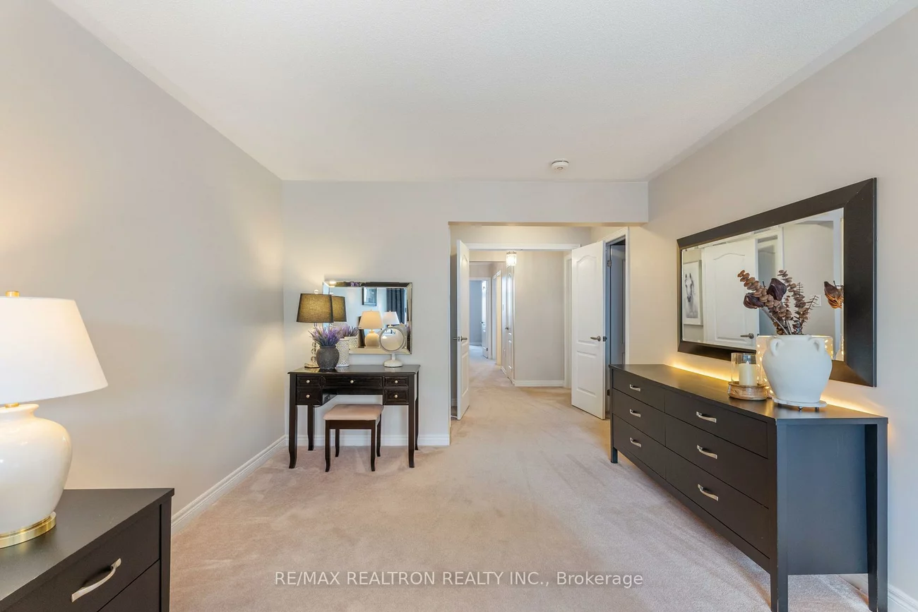 149, Beechborough, Sharon, East Gwillimbury
