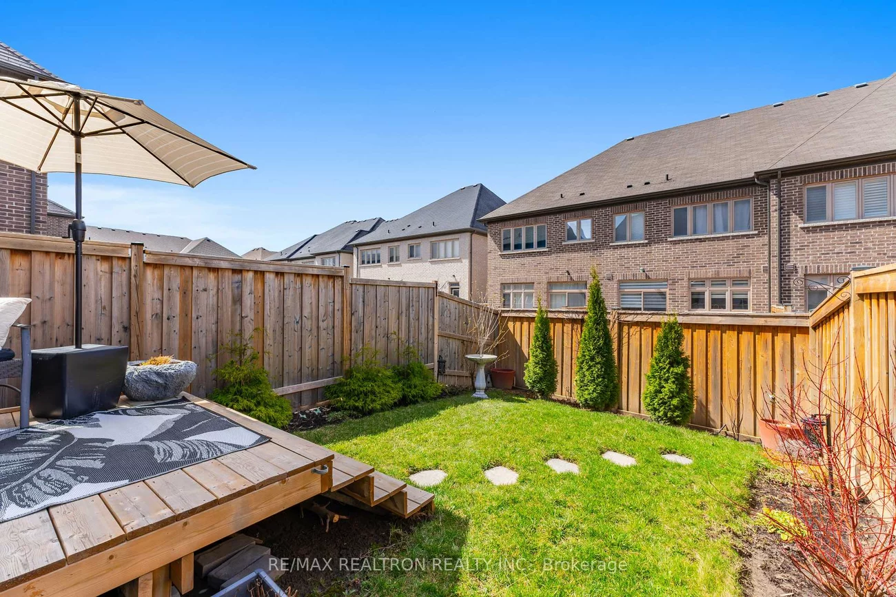 149, Beechborough, Sharon, East Gwillimbury