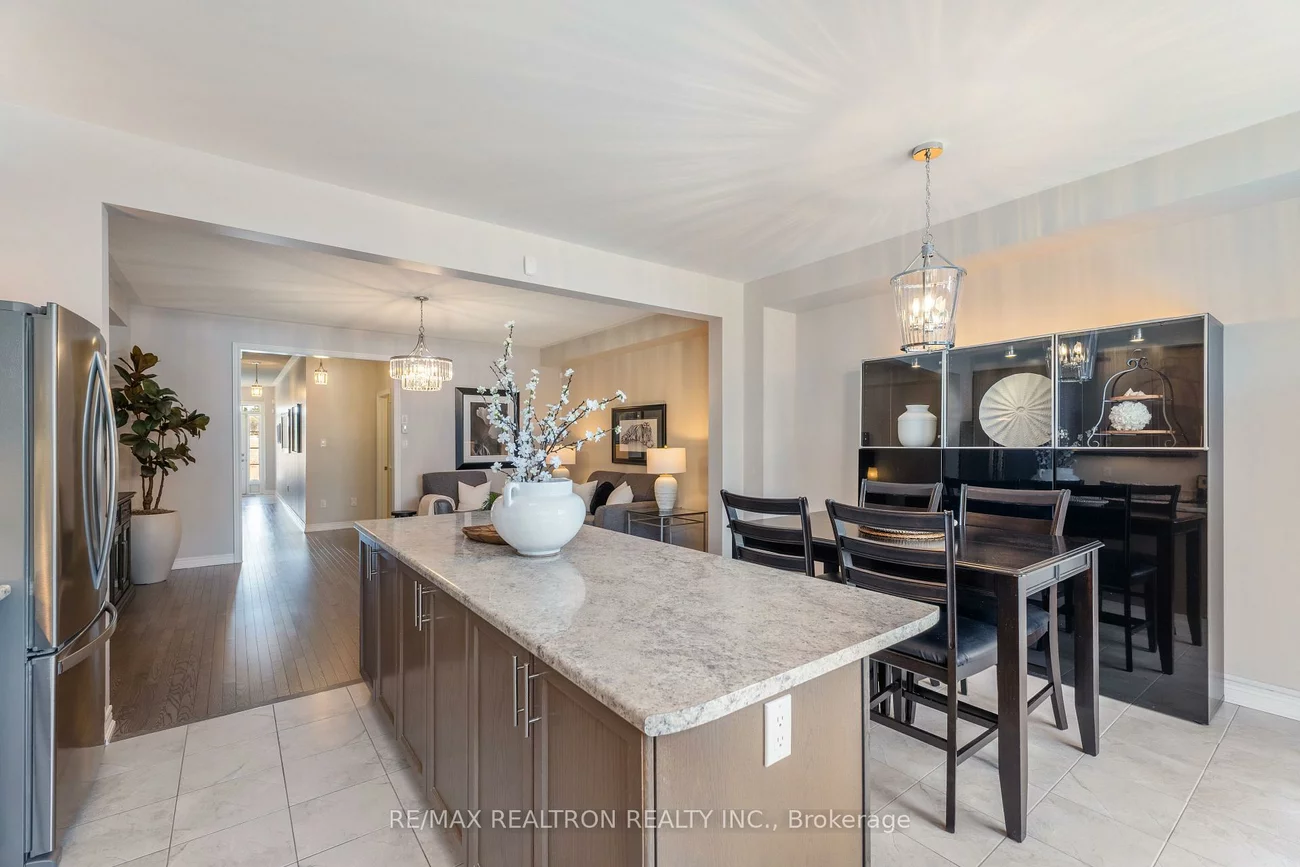 149, Beechborough, Sharon, East Gwillimbury