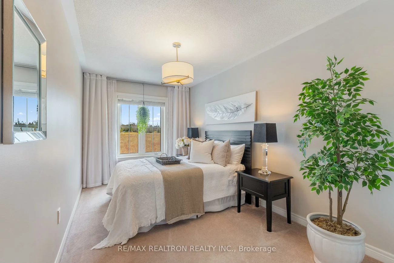 149, Beechborough, Sharon, East Gwillimbury