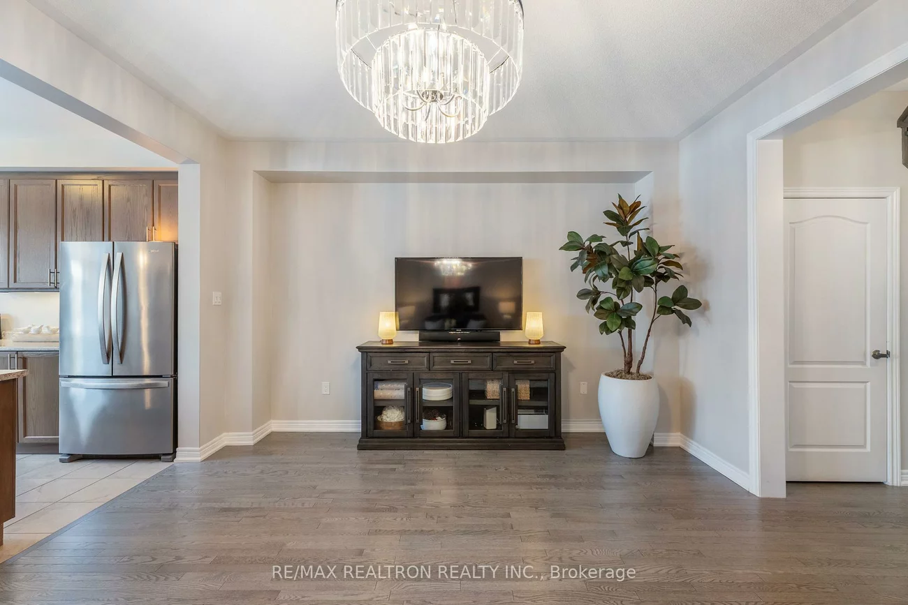 149, Beechborough, Sharon, East Gwillimbury