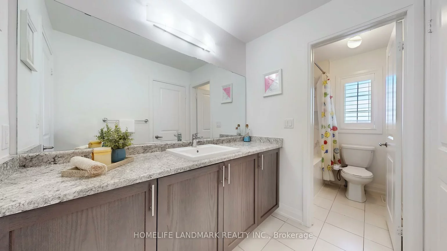 51, Crimson King, Holland Landing, East Gwillimbury