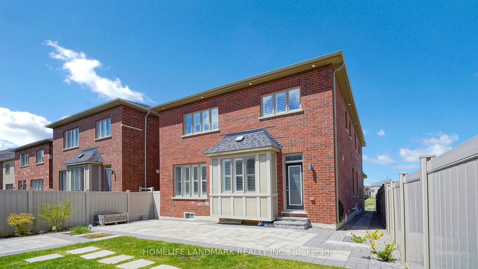 51, Crimson King, Holland Landing, East Gwillimbury
