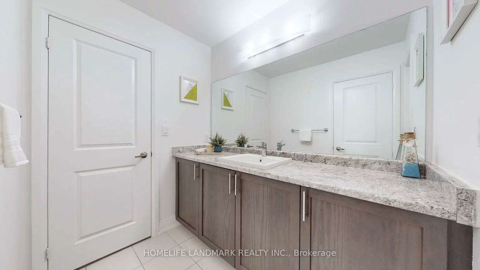 51, Crimson King, Holland Landing, East Gwillimbury