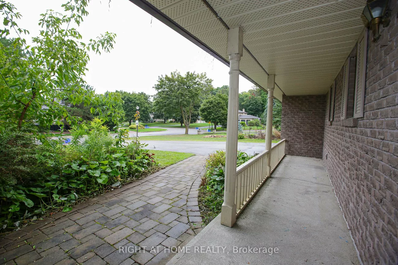42, William, Sharon, East Gwillimbury