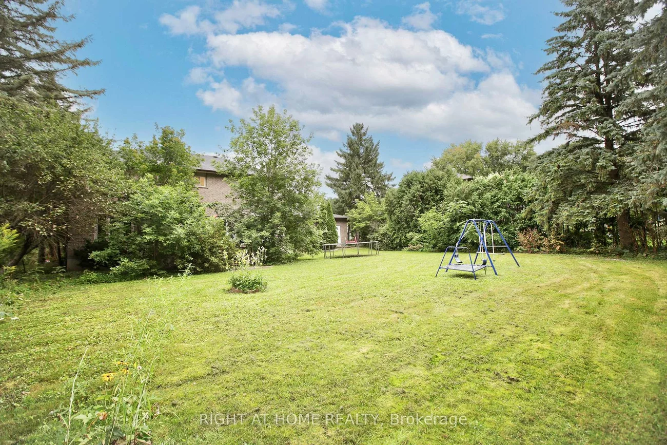 42, William, Sharon, East Gwillimbury