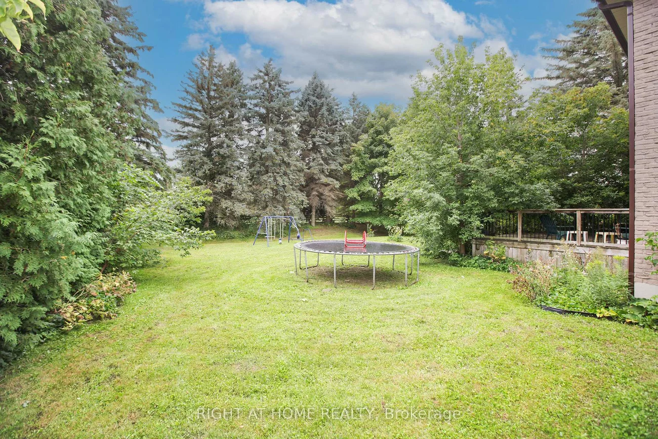 42, William, Sharon, East Gwillimbury
