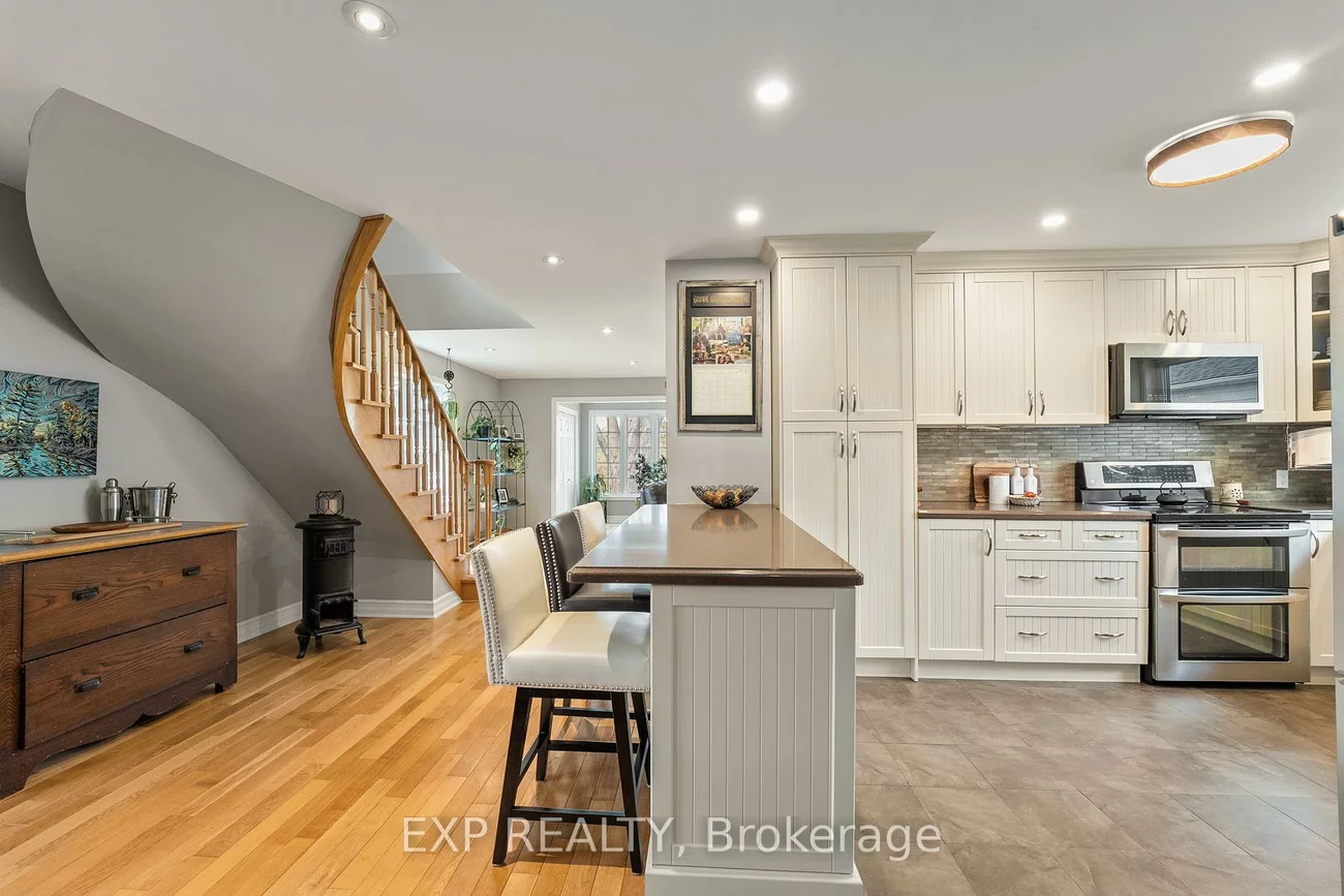 19302, Holland Landing, Holland Landing, East Gwillimbury