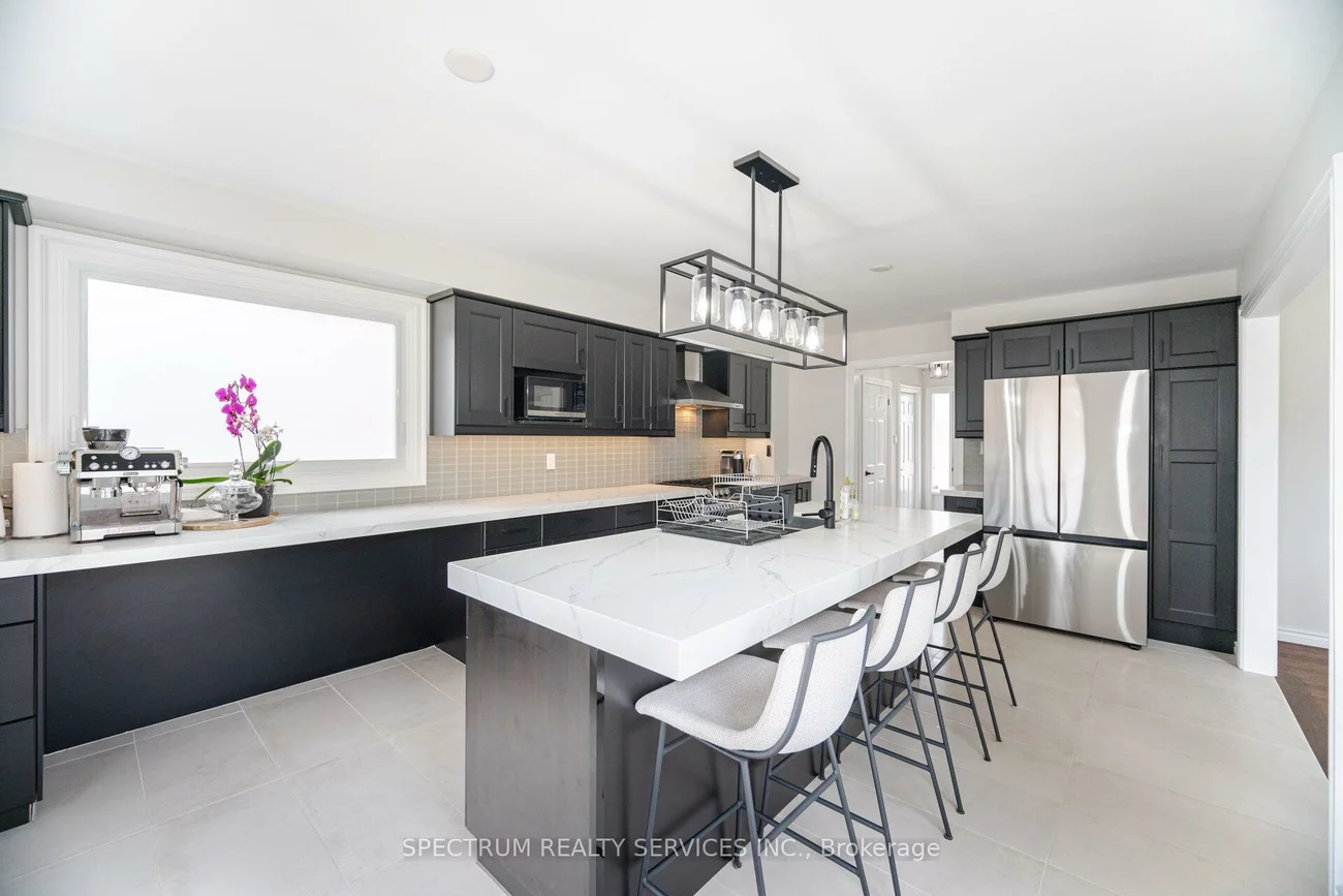 52, French, Holland Landing, East Gwillimbury