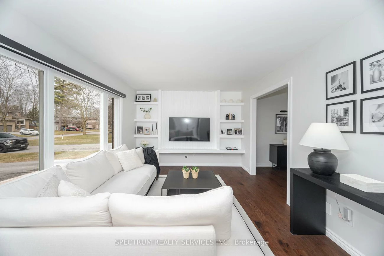52, French, Holland Landing, East Gwillimbury