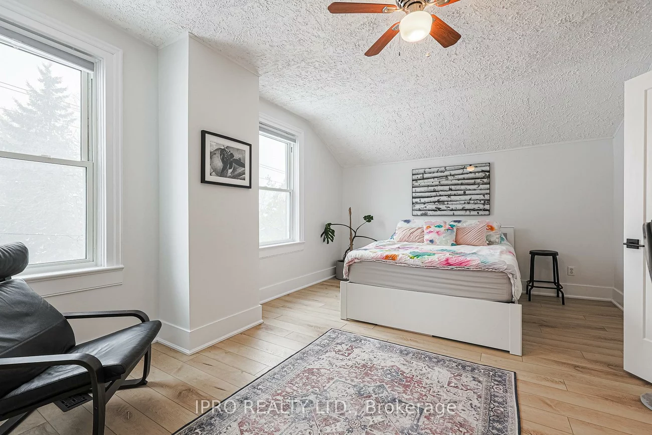 19051, Centre, Mt Albert, East Gwillimbury