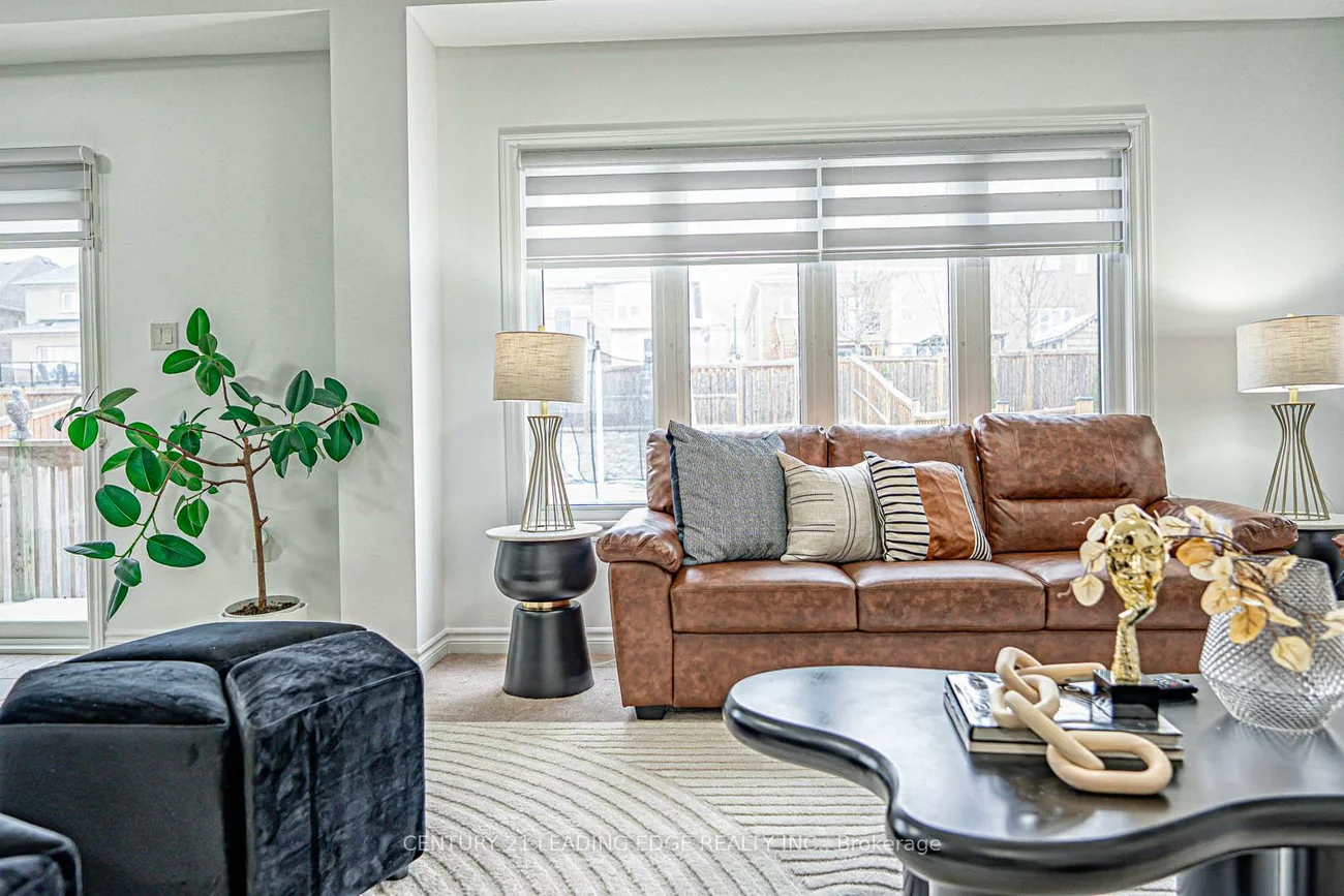 87, Ridge Gate, Mt Albert, East Gwillimbury
