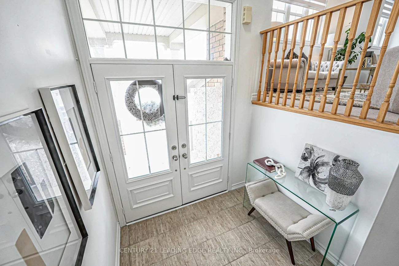 87, Ridge Gate, Mt Albert, East Gwillimbury