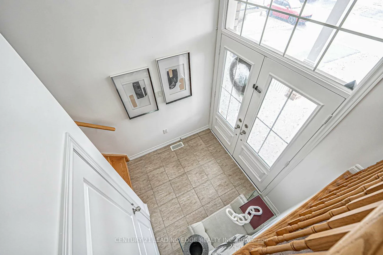 87, Ridge Gate, Mt Albert, East Gwillimbury