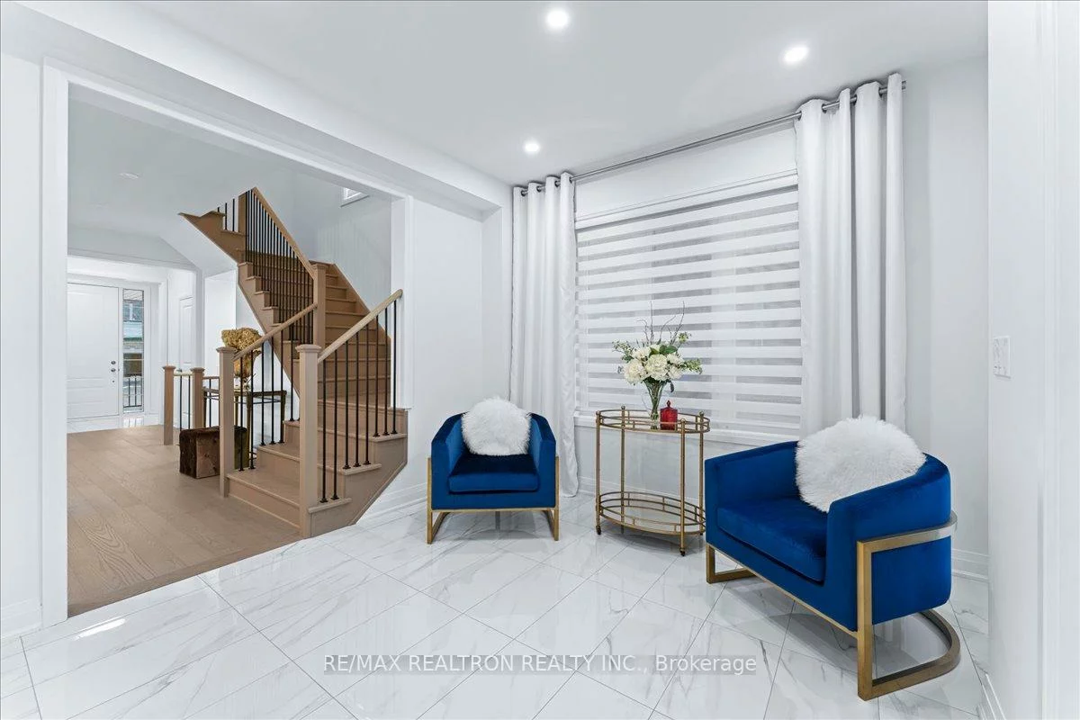 15, Lazarette, Holland Landing, East Gwillimbury