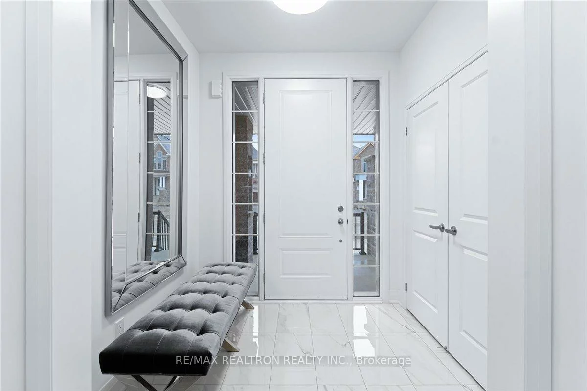 15, Lazarette, Holland Landing, East Gwillimbury