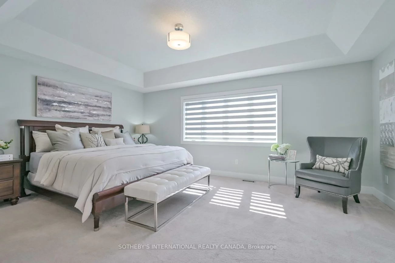 45, Crimson King, Holland Landing, East Gwillimbury