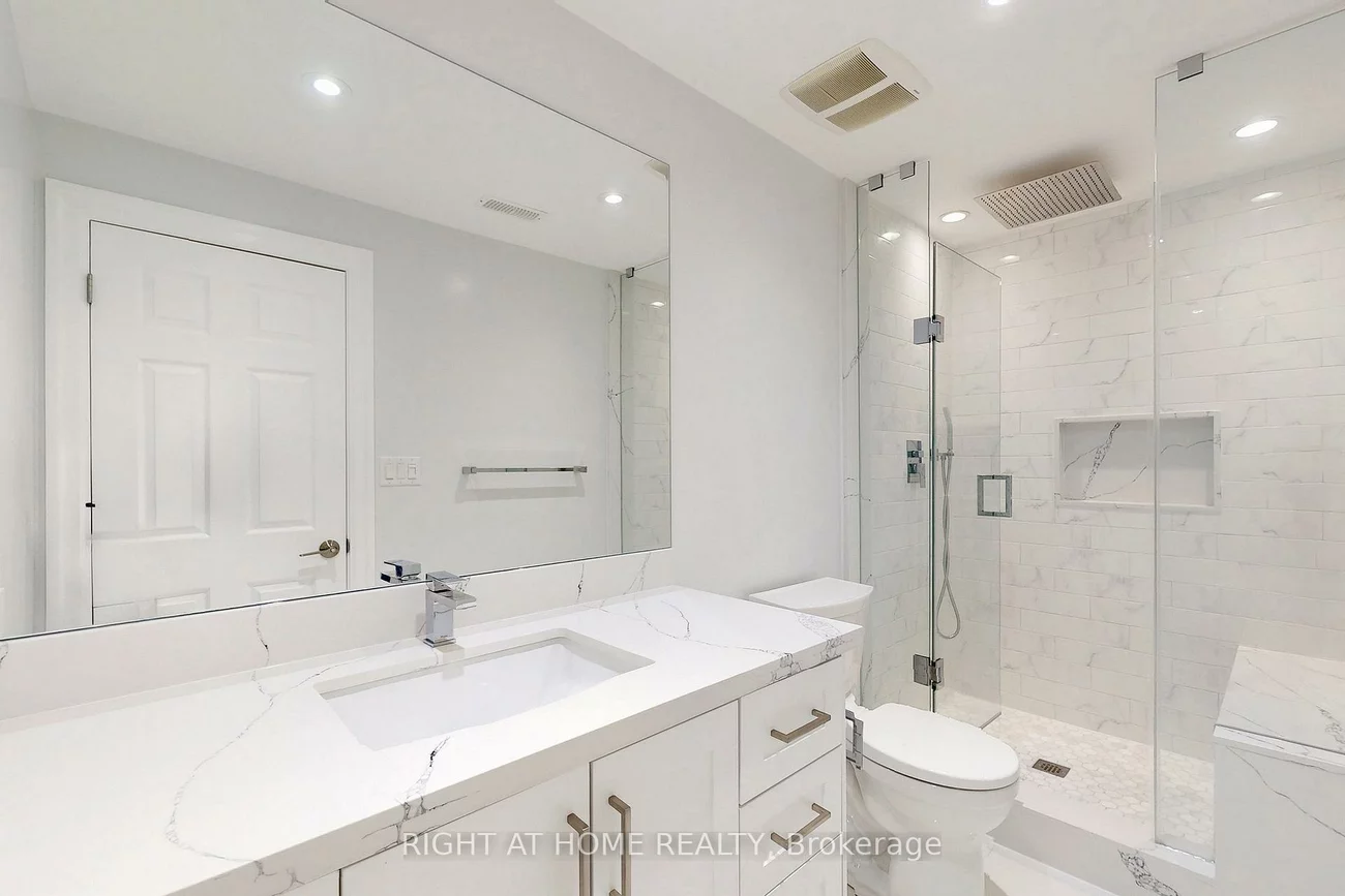 9, John Smith, Holland Landing, East Gwillimbury