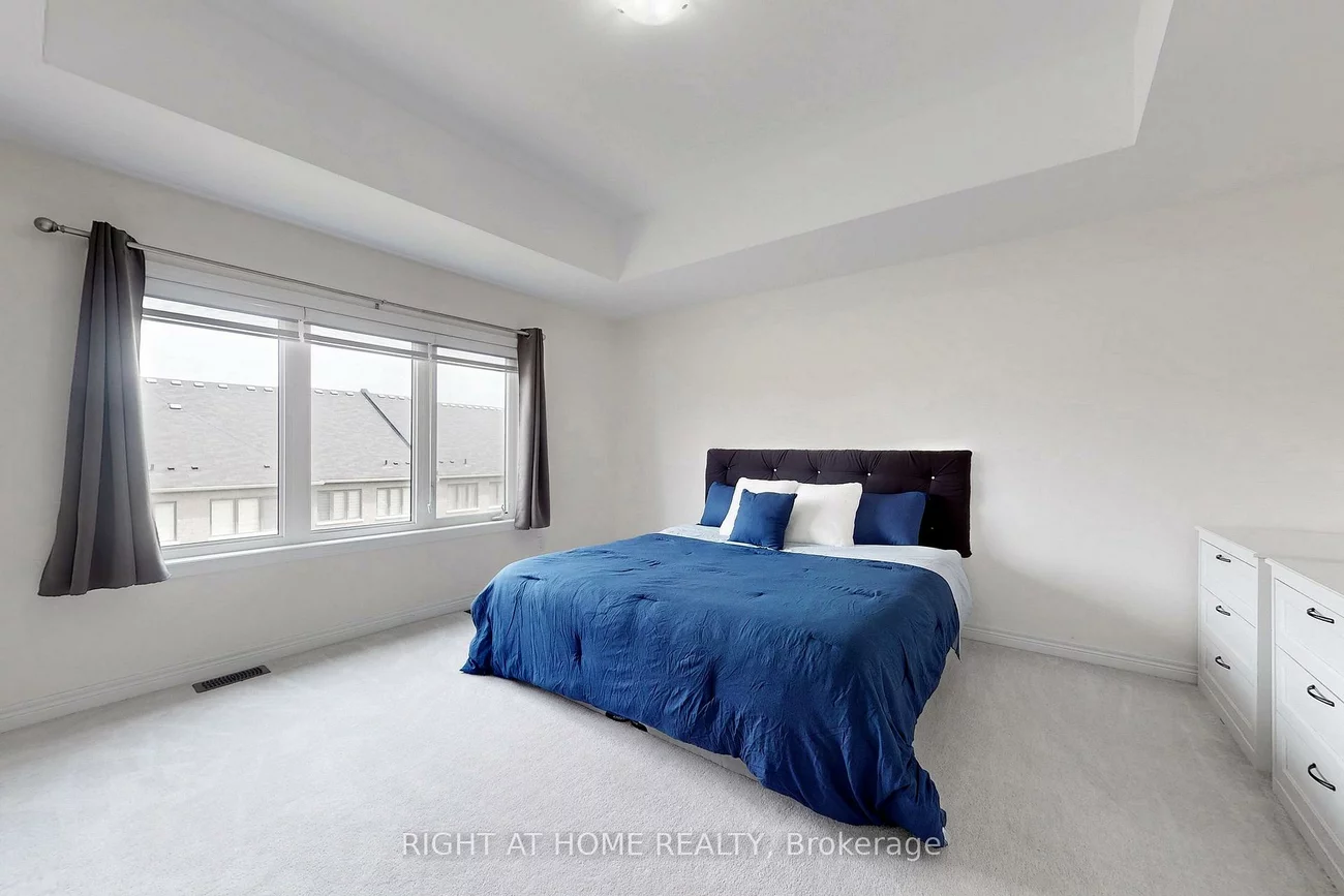 9, John Smith, Holland Landing, East Gwillimbury