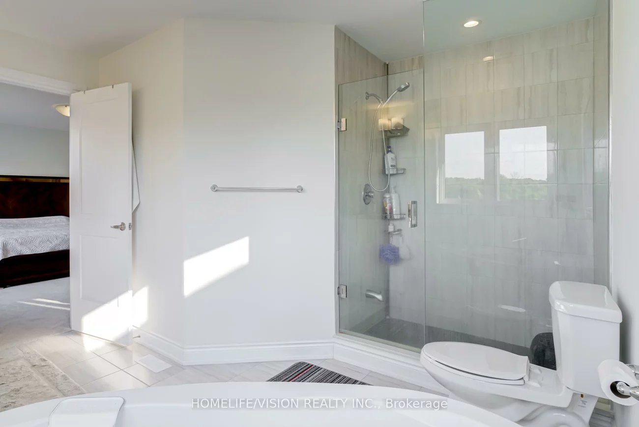 66, Chessington, Queensville, East Gwillimbury