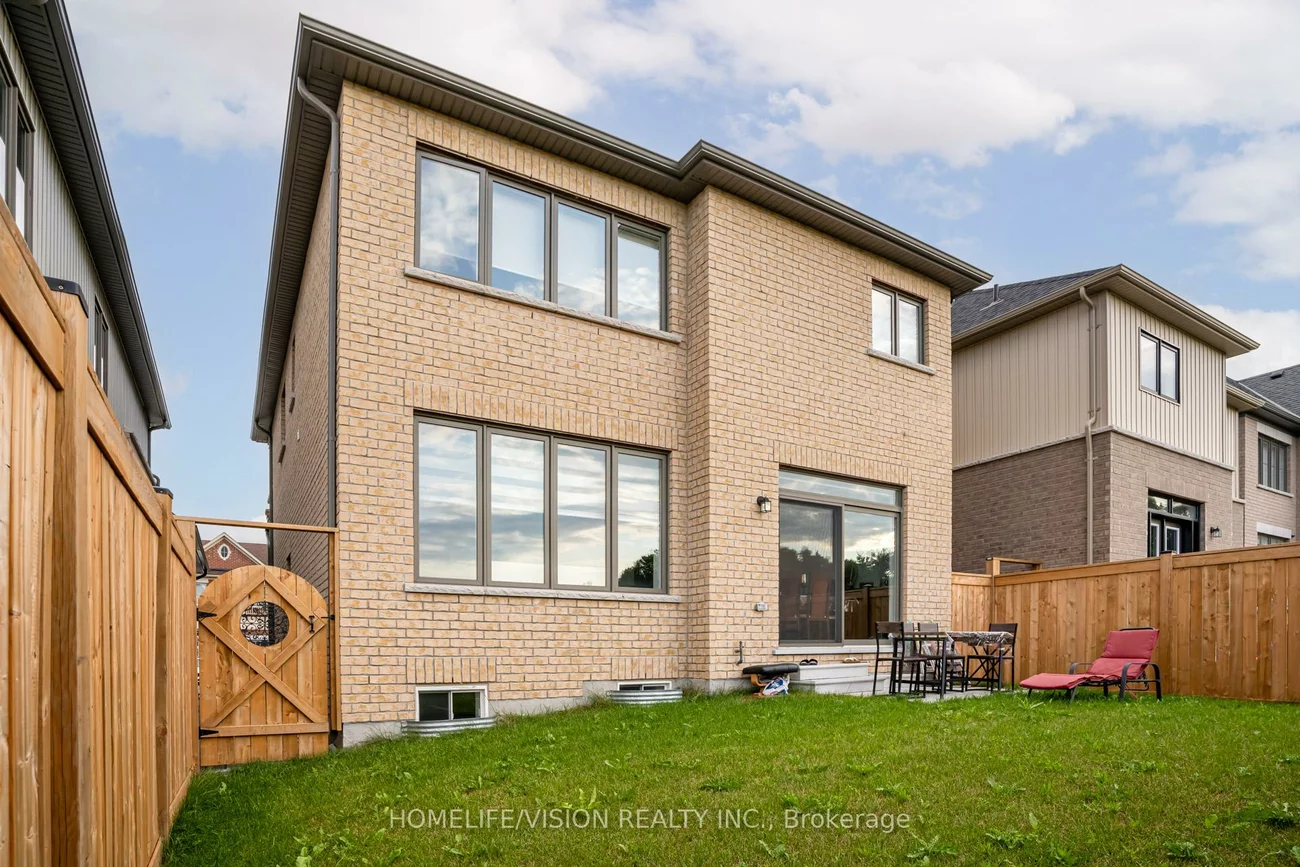 66, Chessington, Queensville, East Gwillimbury