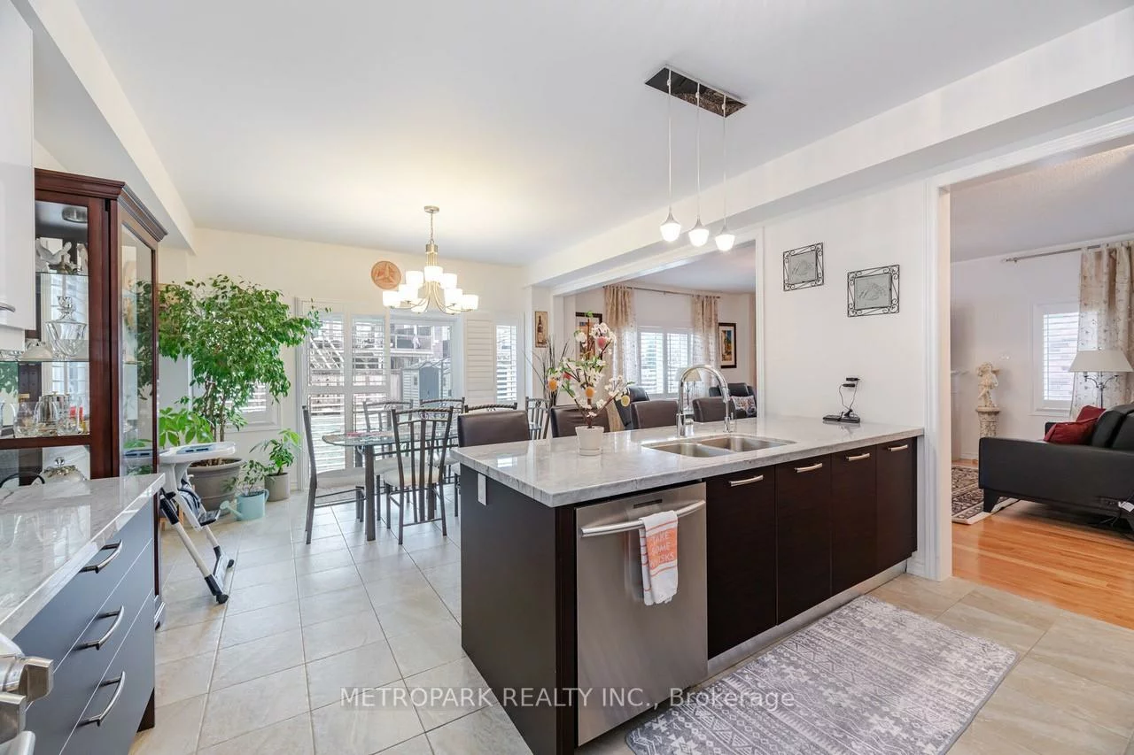 56, Manor Forest, Mt Albert, East Gwillimbury