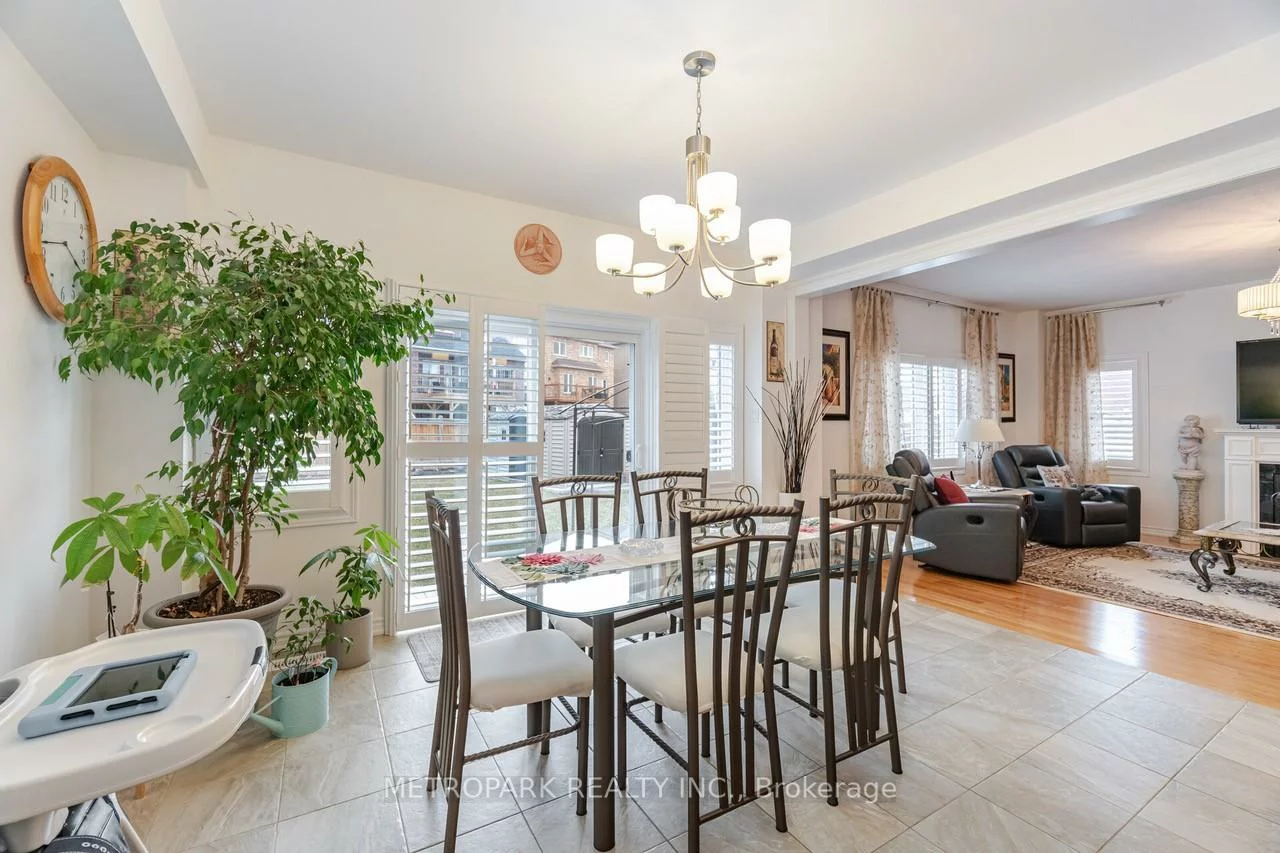 56, Manor Forest, Mt Albert, East Gwillimbury