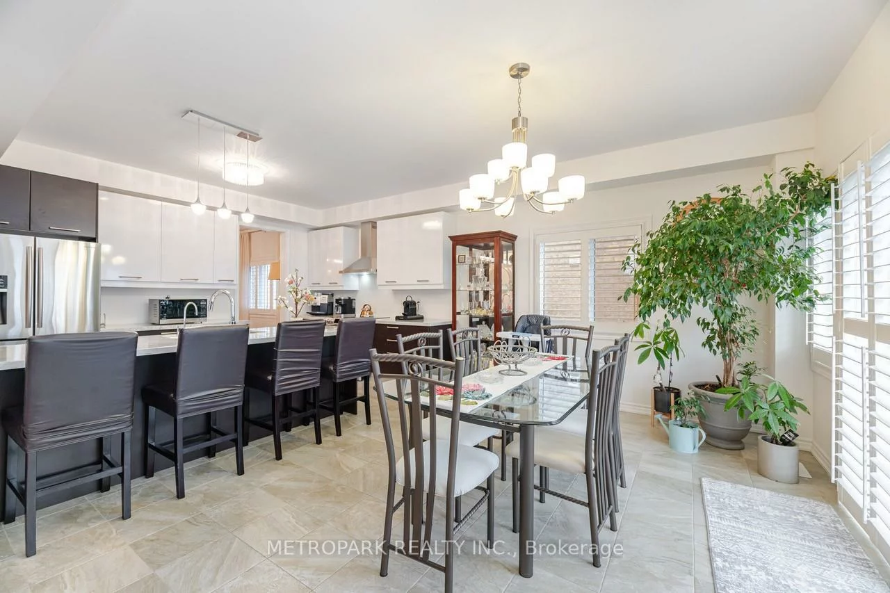 56, Manor Forest, Mt Albert, East Gwillimbury