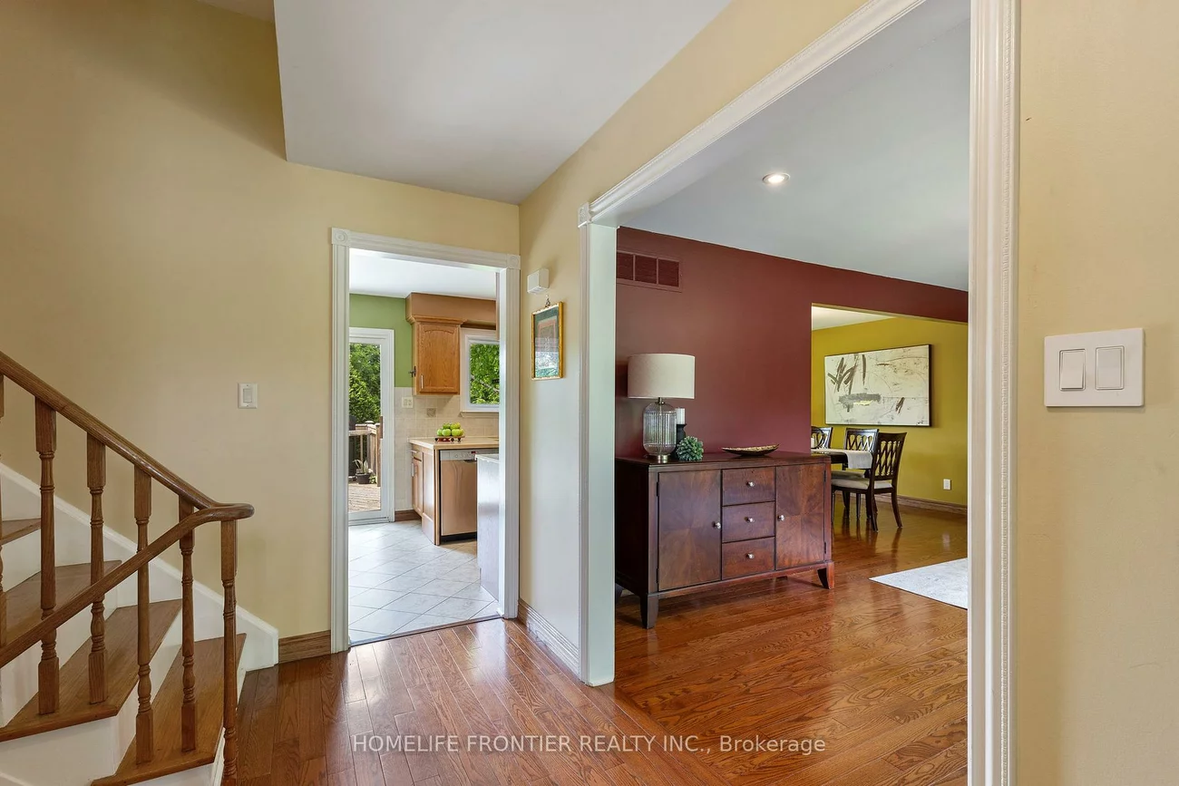 40, Delta, Holland Landing, East Gwillimbury