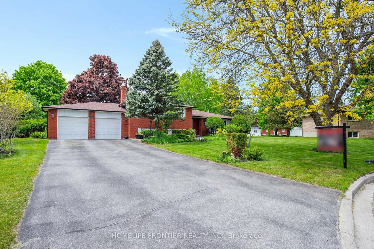 40, Delta, Holland Landing, East Gwillimbury
