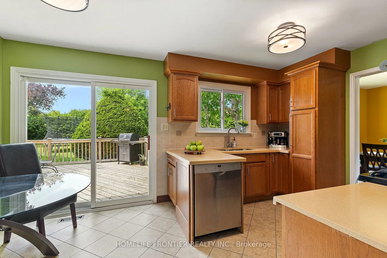 40, Delta, Holland Landing, East Gwillimbury