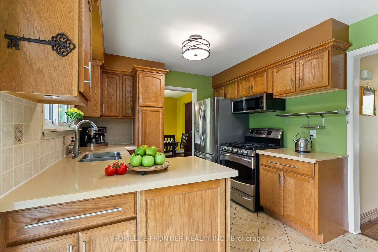 40, Delta, Holland Landing, East Gwillimbury