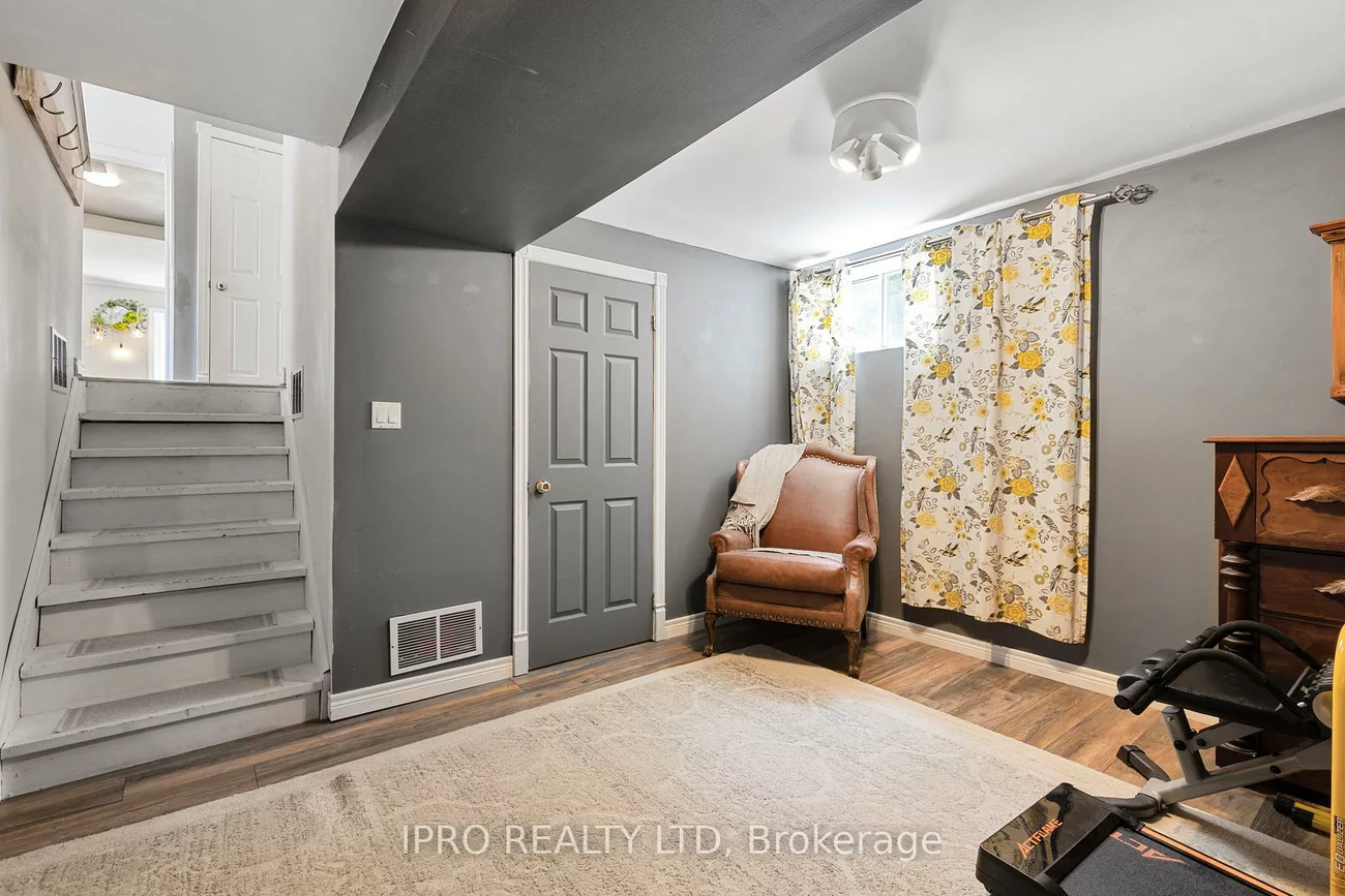 36, Oak, Holland Landing, East Gwillimbury