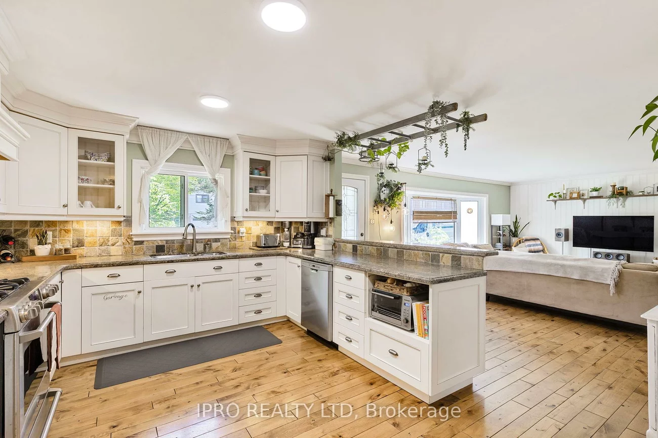 36, Oak, Holland Landing, East Gwillimbury