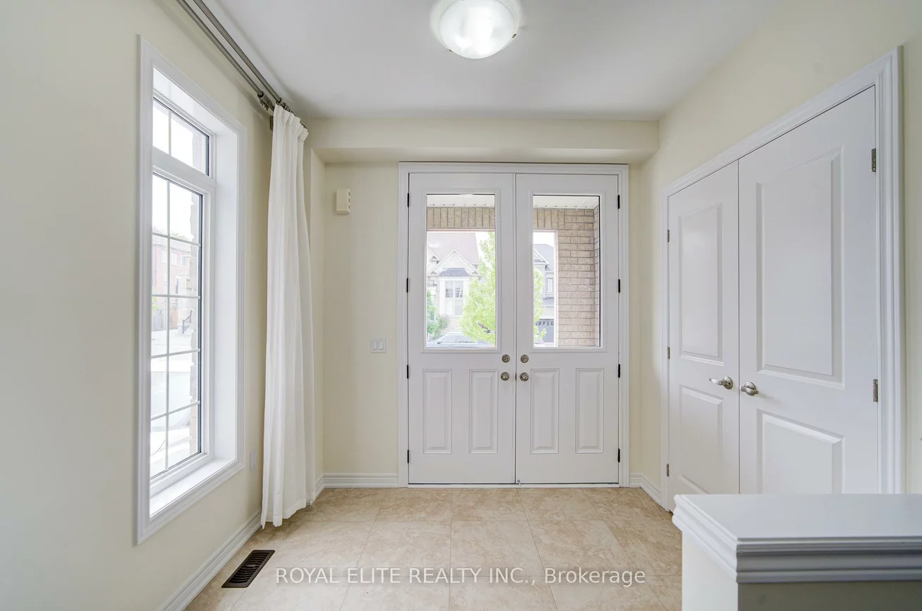 7, Goldeneye, Holland Landing, East Gwillimbury