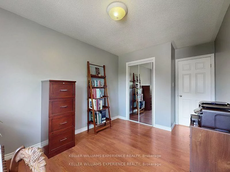 27, Willow, Holland Landing, East Gwillimbury