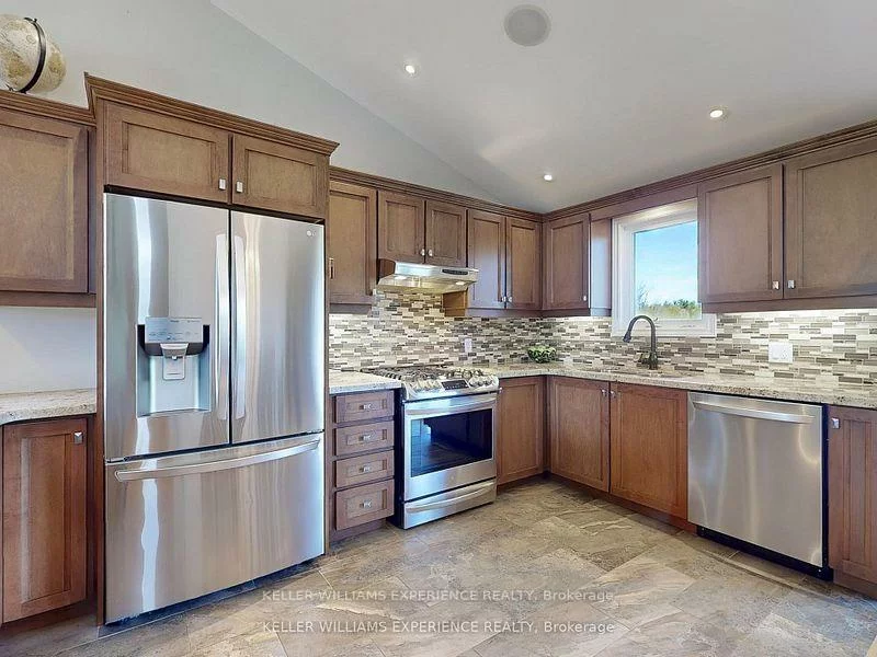 27, Willow, Holland Landing, East Gwillimbury