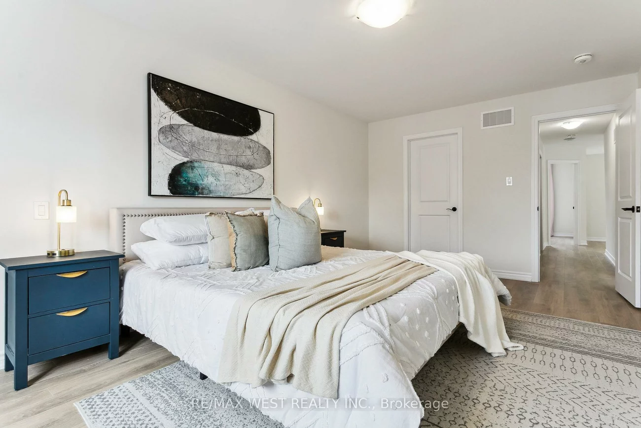 10, Viola, Sharon, East Gwillimbury