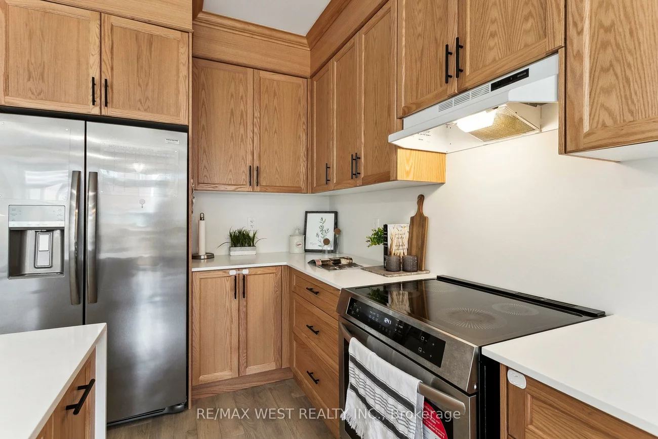 10, Viola, Sharon, East Gwillimbury