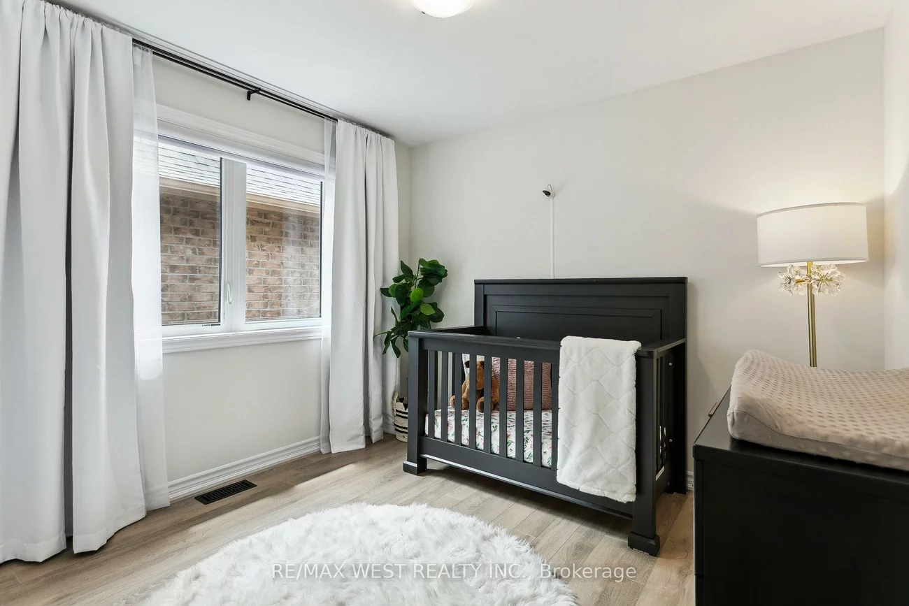 10, Viola, Sharon, East Gwillimbury
